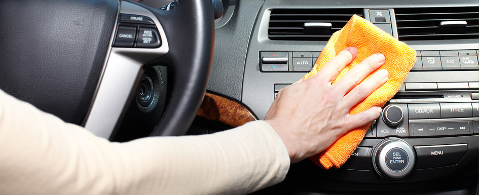 Как избавиться от неприятного запаха в автомобиле